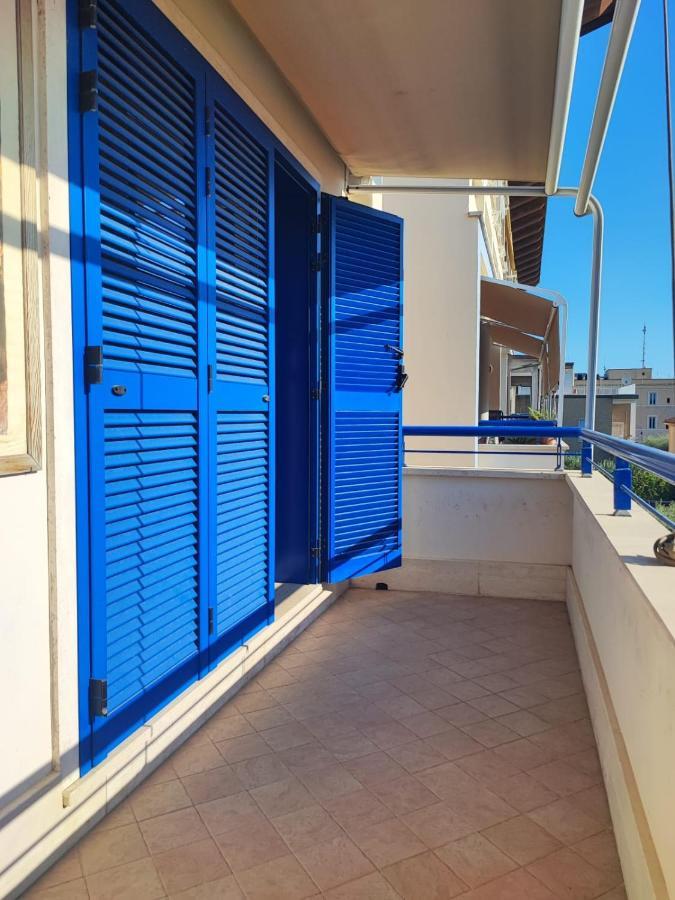 Red Lux Apartment Фиумичино Екстериор снимка